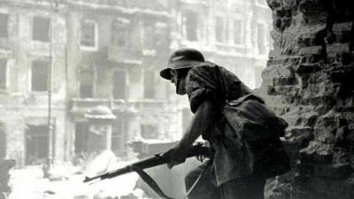 Warszawa 1944: oślepiający blask wolności