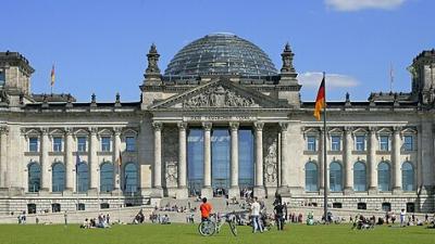 Länderbericht: Wie die deutsche Bundesregierung versuchte, das Parlament auszuhebeln